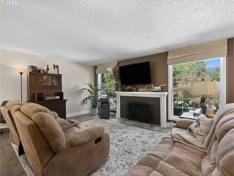 714 Se 40th Street Troutdale OR 97060