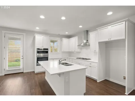 27614 SW Alder Lane Wilsonville OR 97070