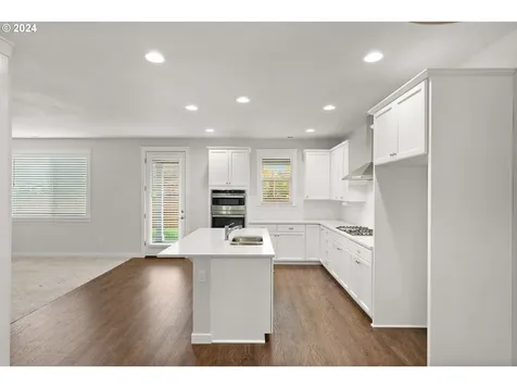27614 SW Alder Lane Wilsonville OR 97070