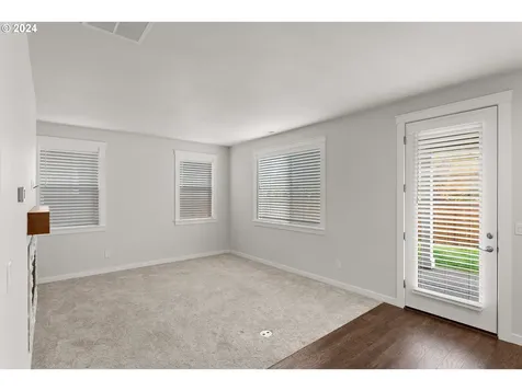 27614 SW Alder Lane Wilsonville OR 97070