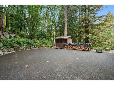 10750 SW Boones Ferry Road Portland OR 97219