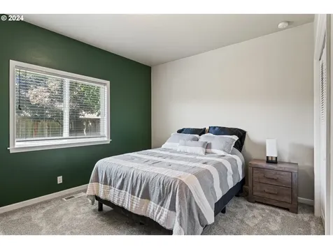 2174 Ashbury Drive Eugene OR 97408