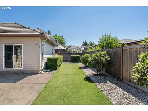2174 Ashbury Drive Eugene OR 97408
