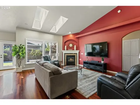 2174 Ashbury Drive Eugene OR 97408