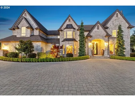 803 Se 202nd Court Camas WA 98607