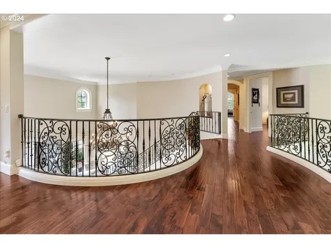 803 Se 202nd Court Camas WA 98607