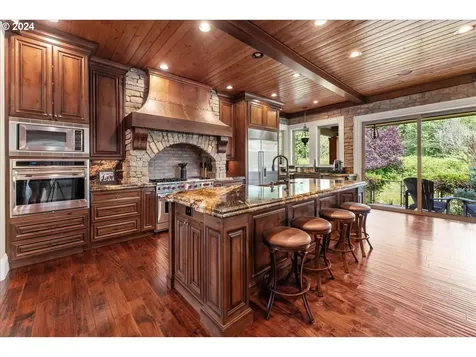 803 Se 202nd Court Camas WA 98607