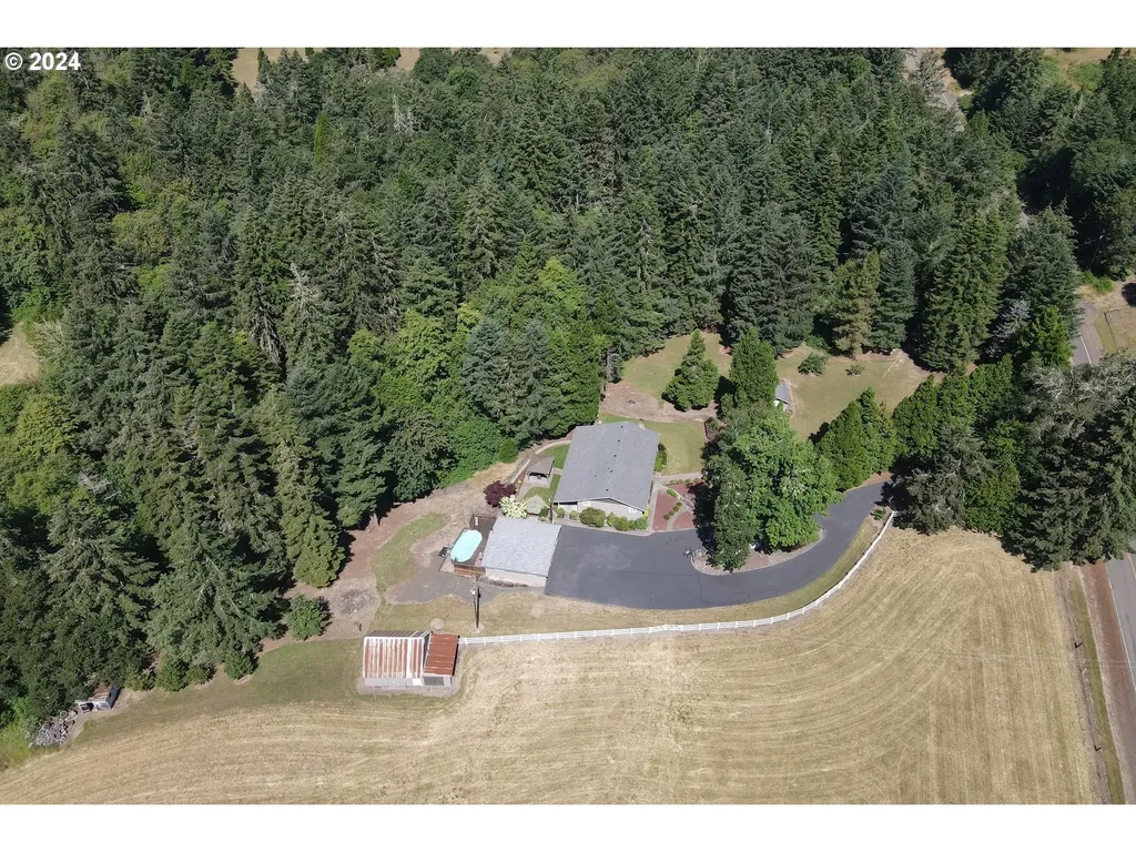 806 Touchstone Lane Roseburg OR 97471