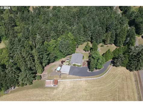 806 Touchstone Lane Roseburg OR 97471