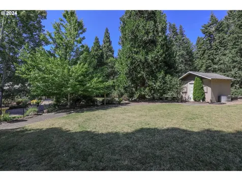 806 Touchstone Lane Roseburg OR 97471