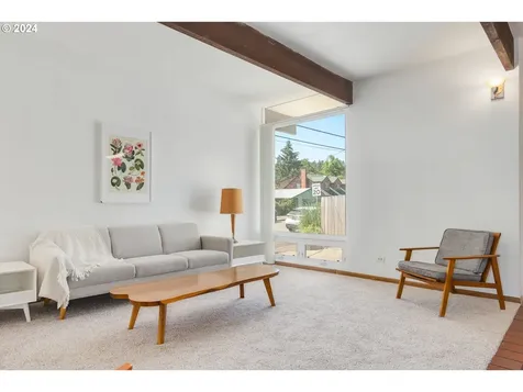 5 W 37th Avenue Eugene OR 97405