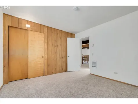 5 W 37th Avenue Eugene OR 97405