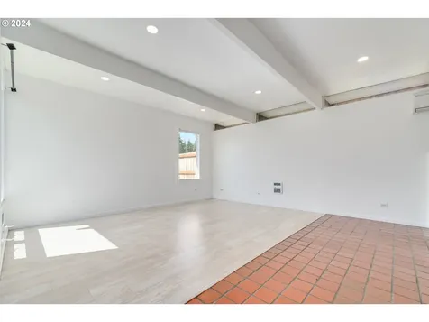 5 W 37th Avenue Eugene OR 97405