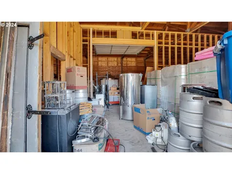 200 Running Dogs Lane St. Helens OR 97051