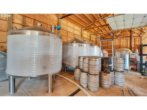 200 Running Dogs Lane St. Helens OR 97051