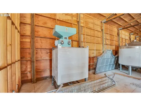 200 Running Dogs Lane St. Helens OR 97051