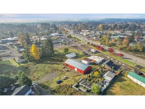 200 Running Dogs Lane St. Helens OR 97051