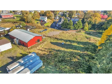 200 Running Dogs Lane St. Helens OR 97051