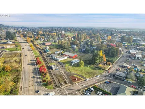 200 Running Dogs Lane St. Helens OR 97051