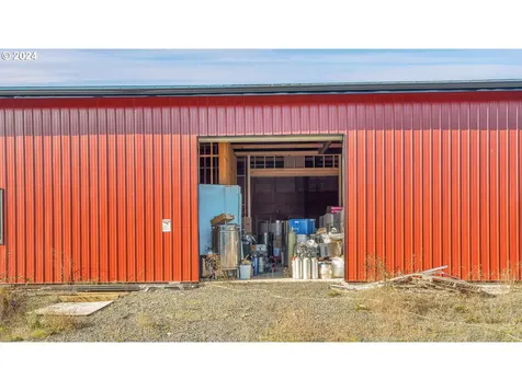 200 Running Dogs Lane St. Helens OR 97051