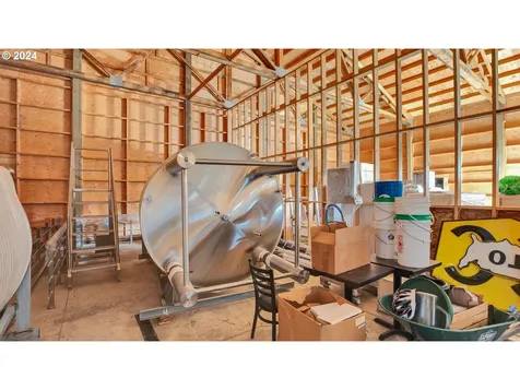 200 Running Dogs Lane St. Helens OR 97051