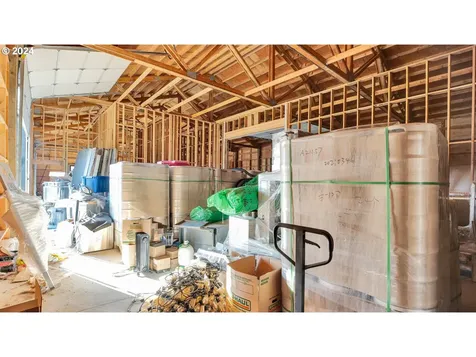 200 Running Dogs Lane St. Helens OR 97051