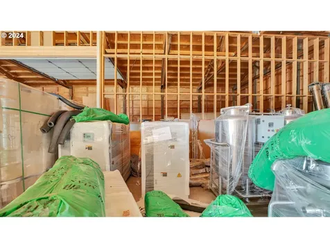 200 Running Dogs Lane St. Helens OR 97051