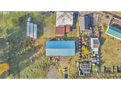 200 Running Dogs Lane St. Helens OR 97051