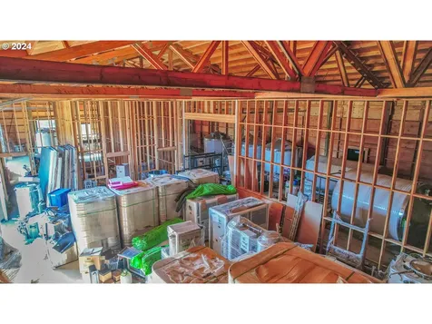 200 Running Dogs Lane St. Helens OR 97051