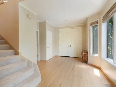 3209 SW Talbot Road Portland OR 97201