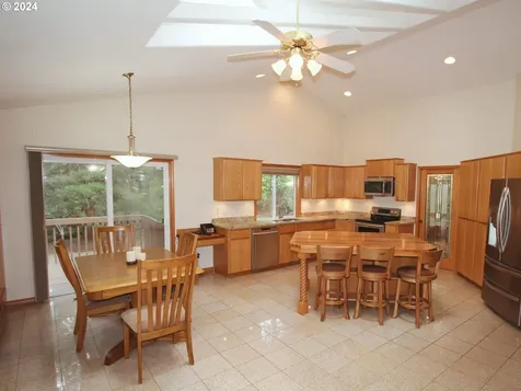 9510 Ne 322nd Street La Center WA 98629