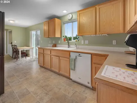 33775 Se Davona Drive Scappoose OR 97056