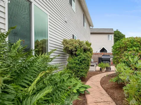 33775 Se Davona Drive Scappoose OR 97056