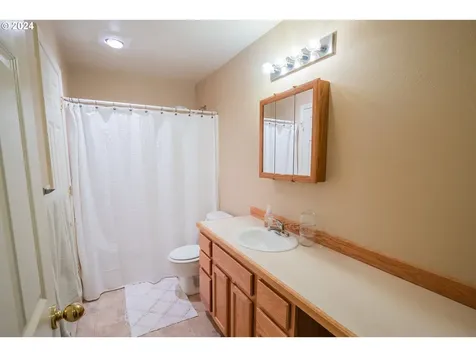 2108 Wilson Court Cottage Grove OR 97424