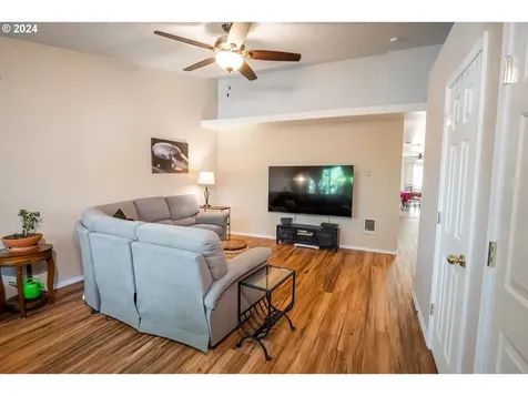 2108 Wilson Court Cottage Grove OR 97424