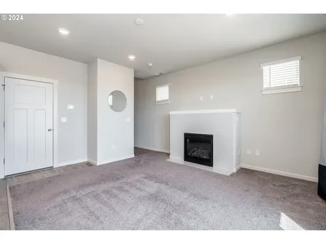 1384 19th Place Forest Grove OR 97116