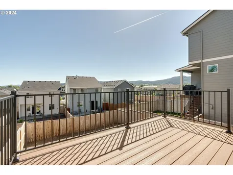 1384 19th Place Forest Grove OR 97116