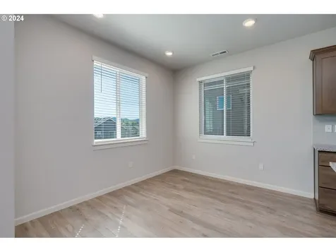 1384 19th Place Forest Grove OR 97116