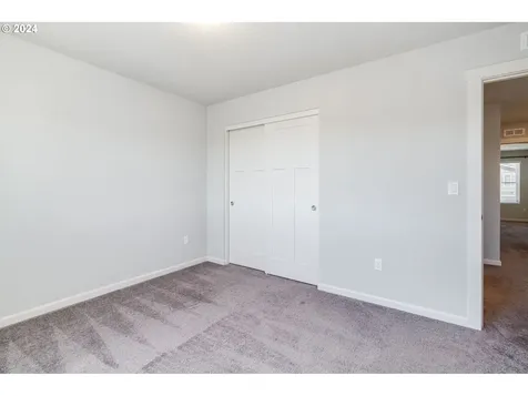 1384 19th Place Forest Grove OR 97116