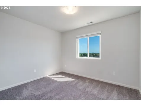 1384 19th Place Forest Grove OR 97116