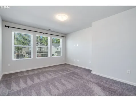 1384 19th Place Forest Grove OR 97116