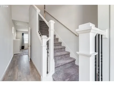 1384 19th Place Forest Grove OR 97116
