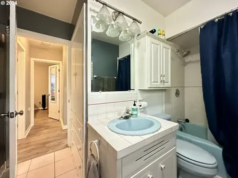1812 Sunrise Street Kelso WA 98626