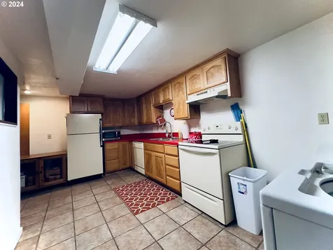 1812 Sunrise Street Kelso WA 98626