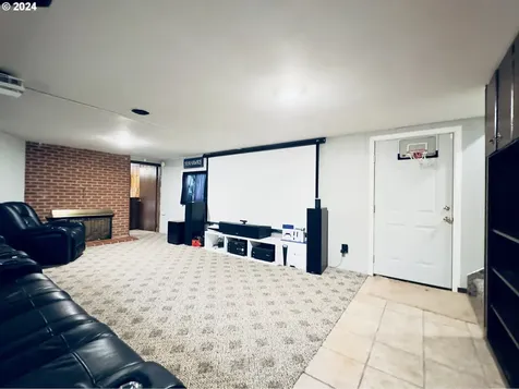 1812 Sunrise Street Kelso WA 98626