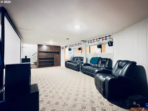 1812 Sunrise Street Kelso WA 98626