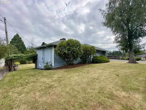 1812 Sunrise Street Kelso WA 98626
