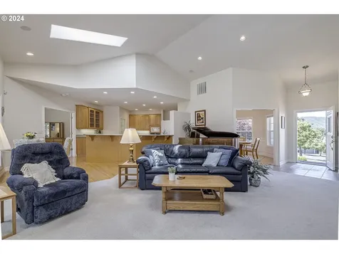 3277 Edgeview Lane Forest Grove OR 97116