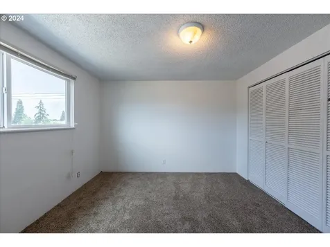 1804 14th Street Springfield OR 97477