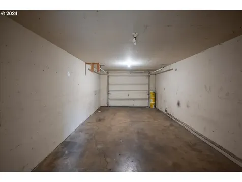 1804 14th Street Springfield OR 97477